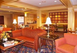 Courtyard By Marriott 3*